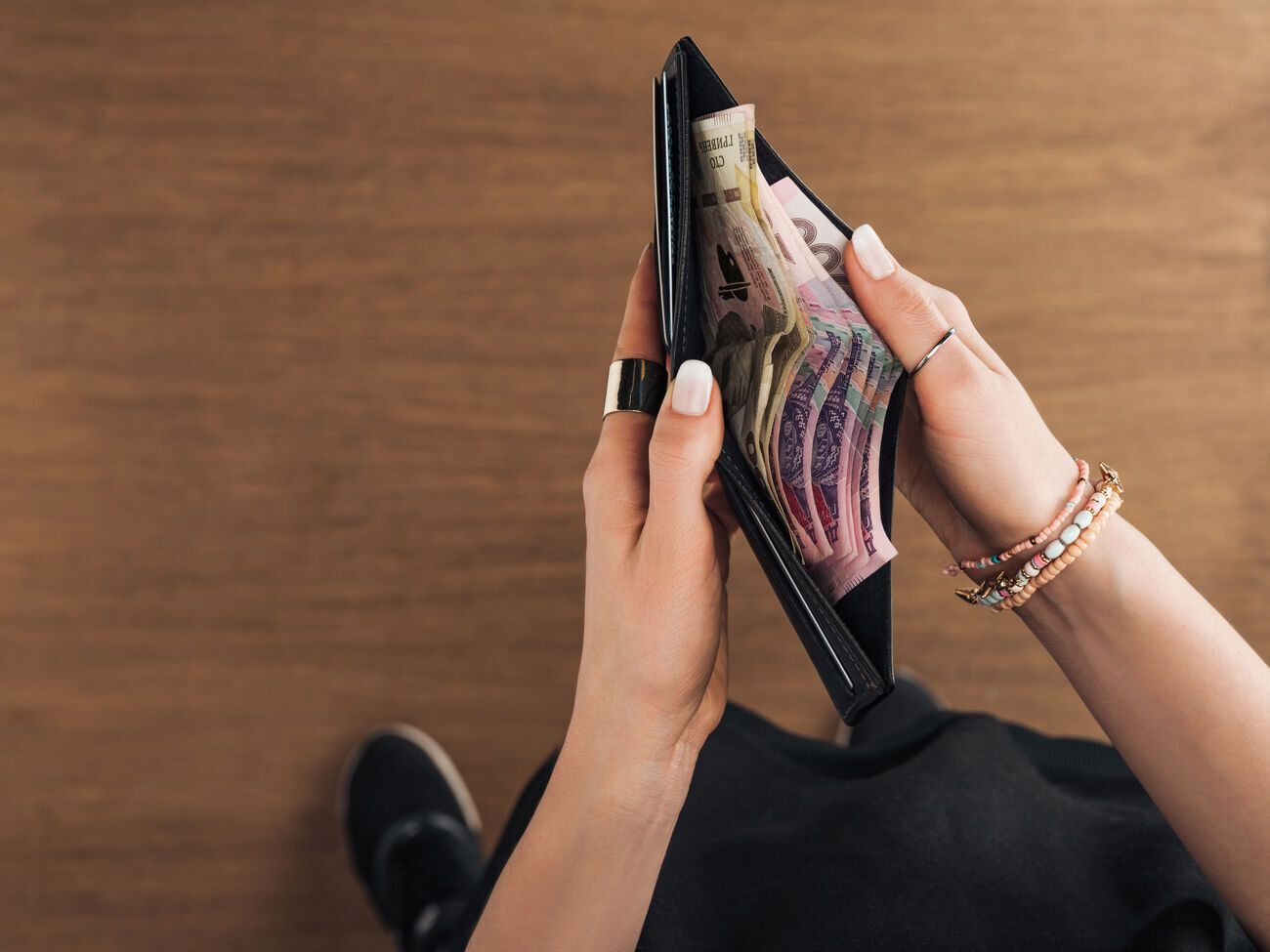 16,8% українців сказали, що на їхній дохід "можна жити"