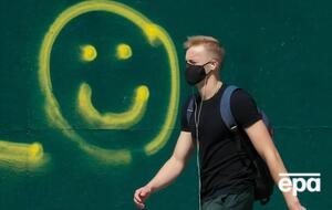 Среди наиболее распространенных симптомов штамма "Дельта" – лихорадка, головная боль и насморк, отметили в Минздраве