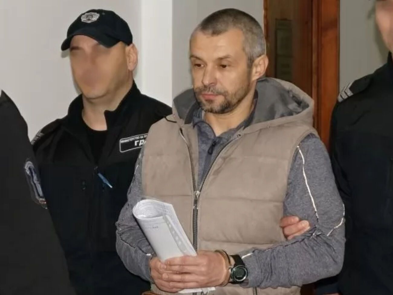 Левин: Я готов давать честные показания, я сам об этом просил. Я готов отвечать на вопросы суда и прокурора