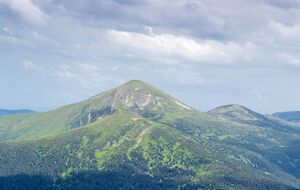 Підліток відстав від групи під час спуску з Говерли