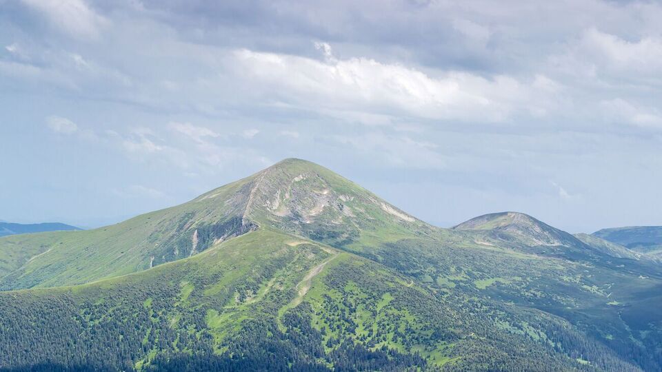 Підліток відстав від групи під час спуску з Говерли