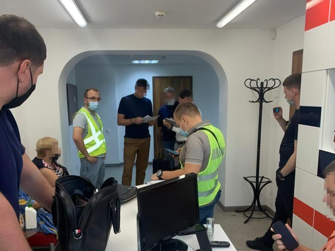Полиция Киева и СБУ&nbsp;разоблачили схему оздоровления боевиков и военных РФ&nbsp;в аннексированном Крыму
