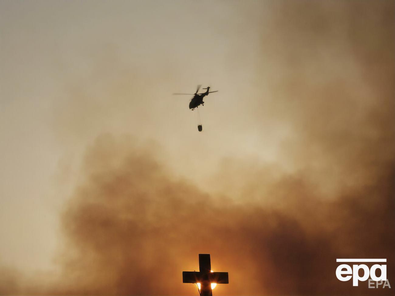 Греция уже несколько дней борется с лесными пожарами