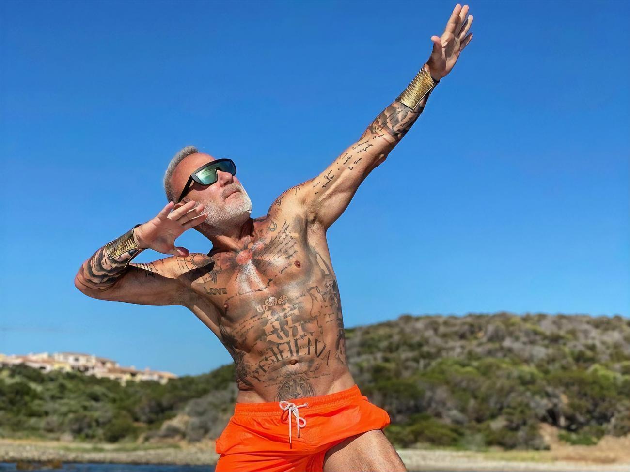 За танцами Вакки в Instagram наблюдает более 20 млн фолловеров