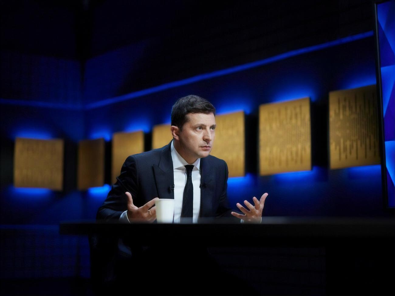Зеленський: Я вважаю, що люди, які керували країною, просто її ненавиділи. Я цілком серйозно. Я вважаю, що вони ненавиділи Україну