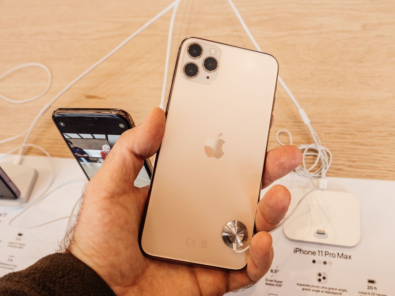 За даними ЗМІ, поки що моніторинг техніки Apple хочуть провести у США