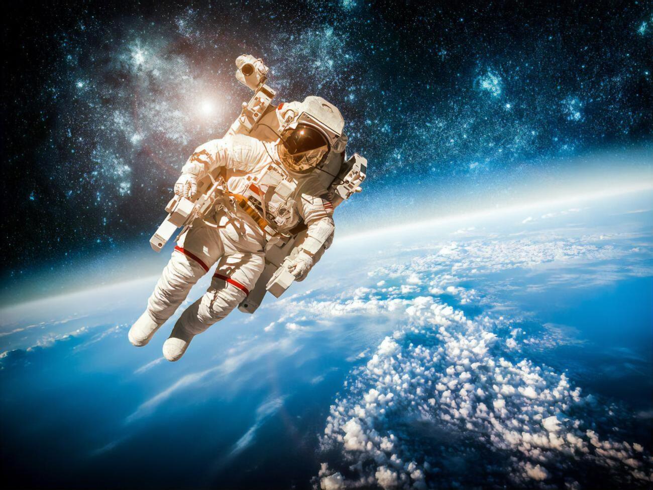 Держкосмос оцінив перспективи космічного туризму в Україні