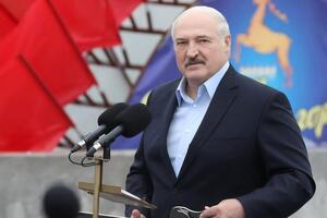Лукашенко управляет Беларусью с 1994 года