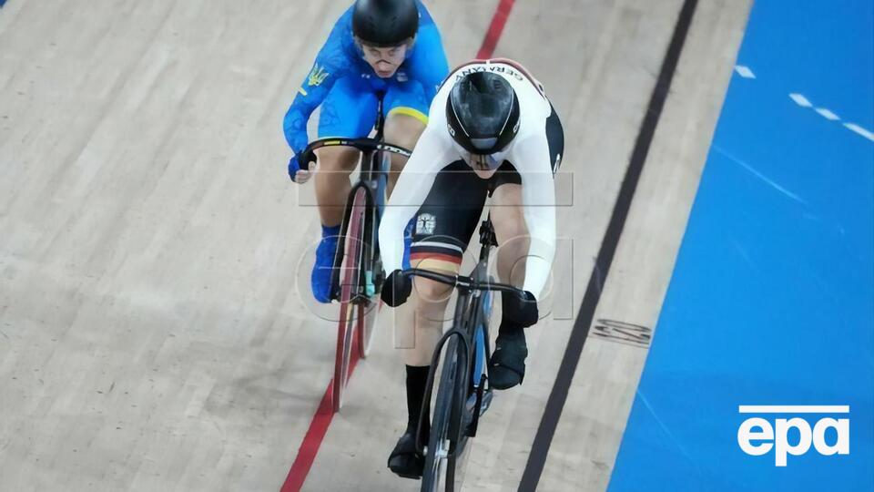 Старікова (ліворуч) вийшла в півфінал