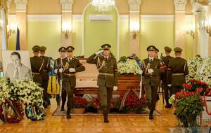 Поховають Марчука на Байковому кладовищі