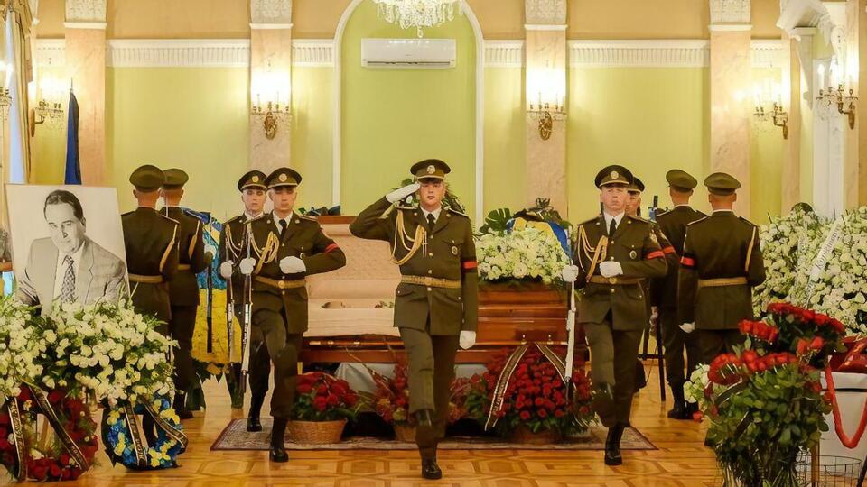 Поховають Марчука на Байковому кладовищі