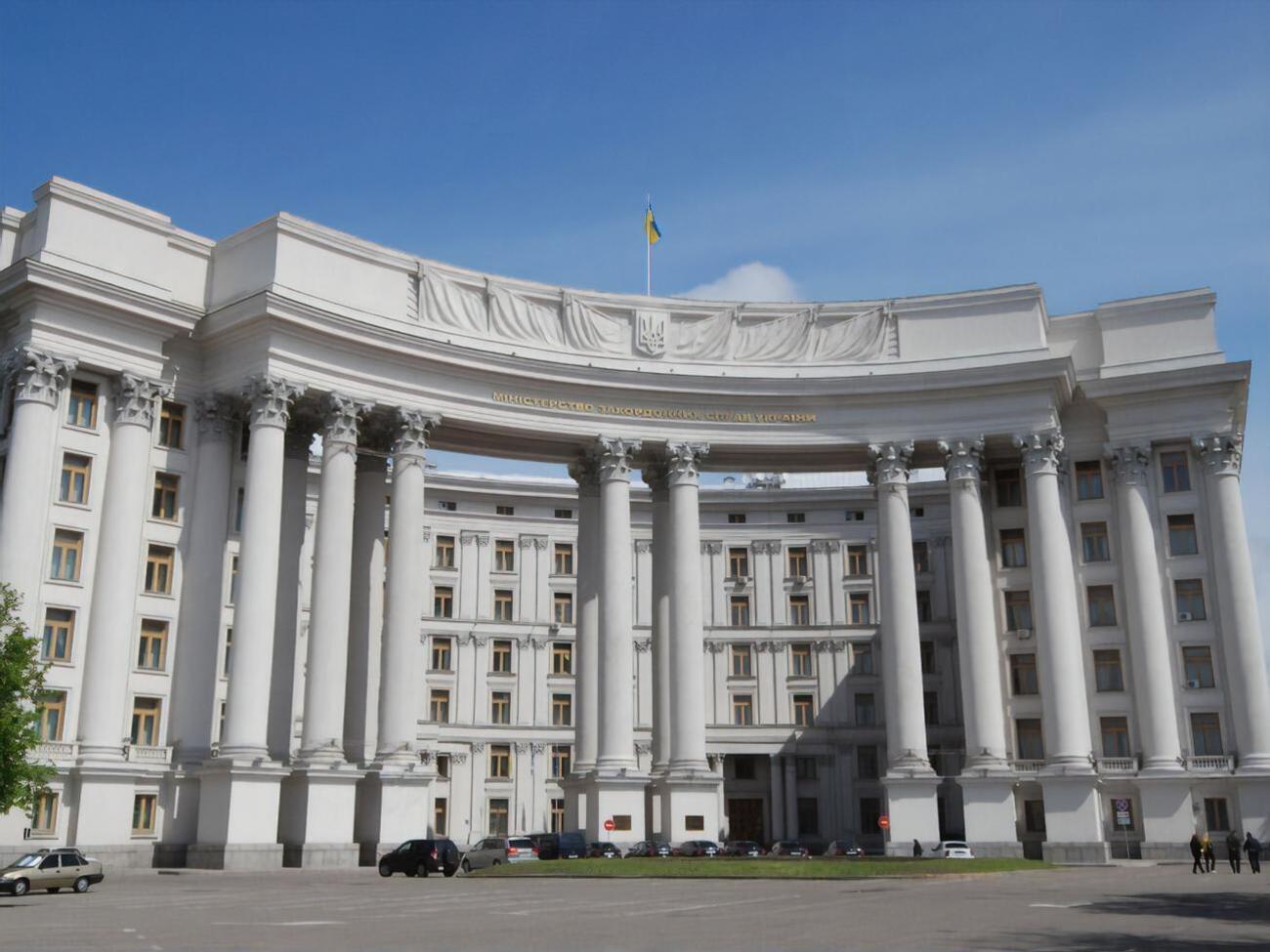 МЗС: РФ несе повну відповідальність за складну гуманітарну ситуацію на окупованих територіях