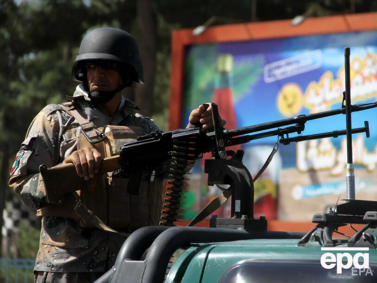 Правительственным силам Афганистана удалось частично вернуть контроль над городом Герат, в ряде городов продолжаются бои