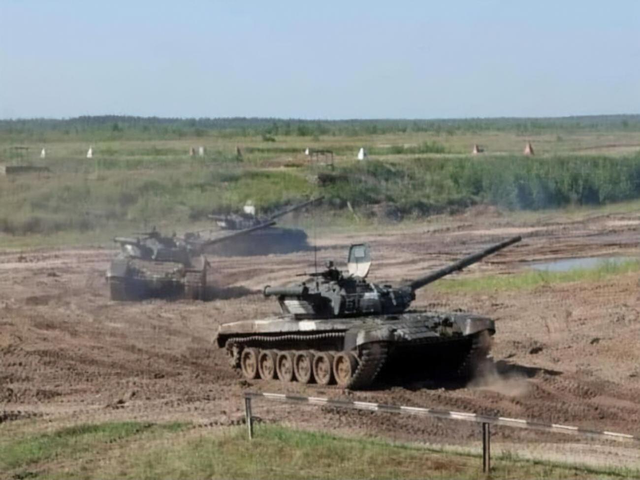 До навчань "Захід 2021" на території Білорусі залучать приблизно 140 танків