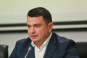 Дело "ПриватБанка" тесно связано с сотрудничеством с международными партнерами, отметил Сытник