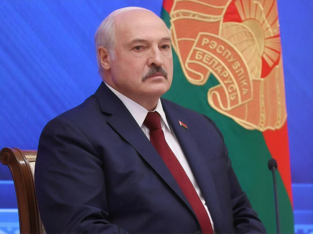 Лукашенко называл курс Украины "дополнительной угрозой"