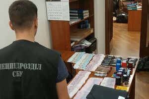 СБУ: Фигуранты почти 10 лет "обслуживали" более 50 предприятий, несколько государственных и коммунальных компаний