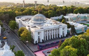 Согласно результатам опроса, в Верховную Раду проходят пять партий