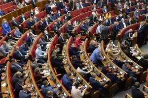 Согласно результатам опроса, в парламентском рейтинге лидирует "Слуга народа"