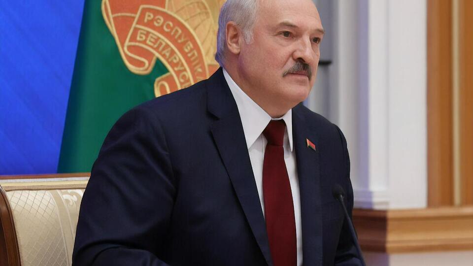 Лукашенко отметил, что 35% топлива в Украину поставляет Беларусь
