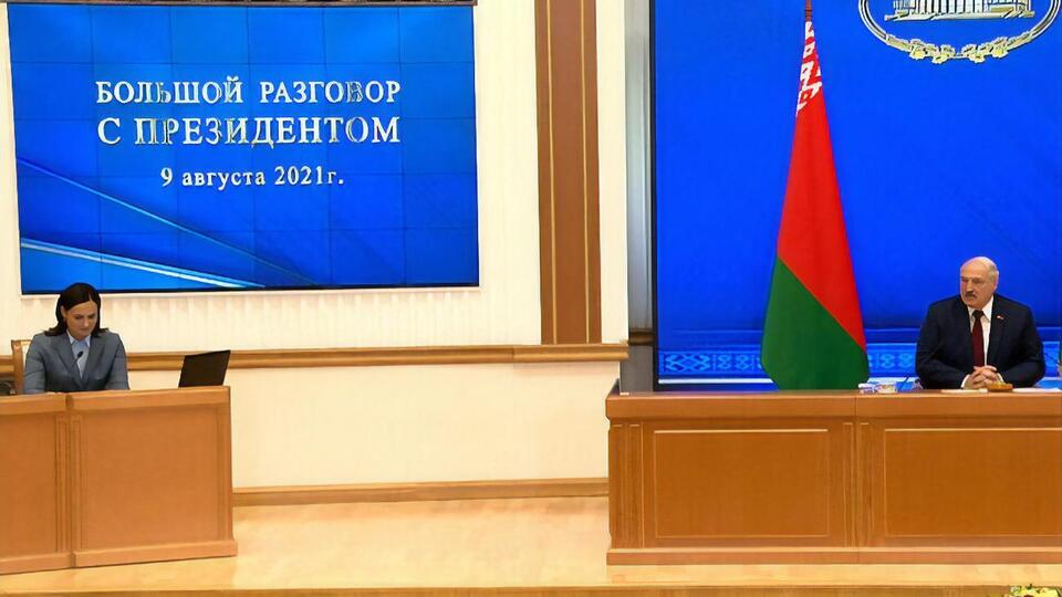 Лукашенко: За наклеп не саджають? Привозьте до нас... Із задоволенням додамо
