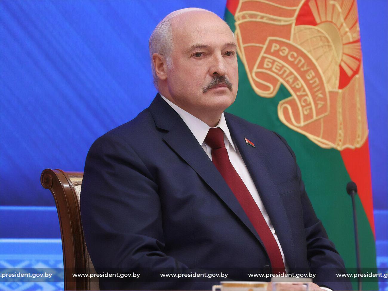 Лукашенко: Не дай боже щось трапиться з Протасевичем, як із Шишовим, – крити нічим
