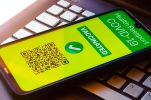 Зараз в українців є можливість генерувати COVID-сертифікат через застосунок "Дія"