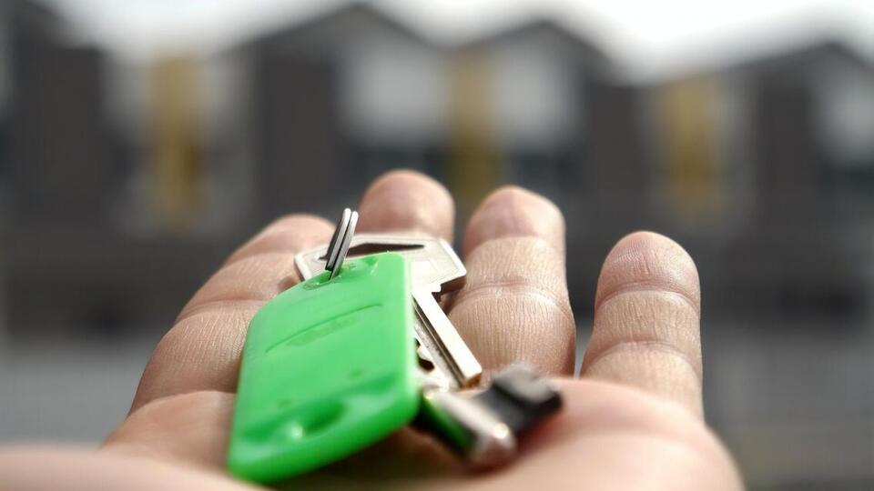 90% договорів, які укладають, стосуються купівлі житла на вторинному ринку