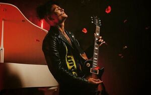 Morgenshtern: Я типу – бл...дь, чуваки, та пішли ви нах...й, реально! А ось усі не йдуть, бл...дь. Ну нічого, допоможемо. Довеземо