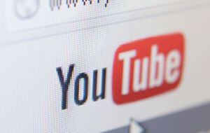 Російський контент на стартових сторінках YouTube і YouTube Music є неприпустимим, коли в Україні йде війна, зазначили в Мінцифри