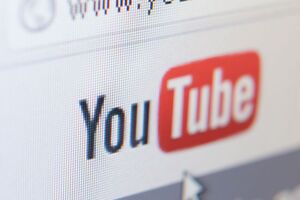 Російський контент на стартових сторінках YouTube і YouTube Music є неприпустимим, коли в Україні йде війна, зазначили в Мінцифри