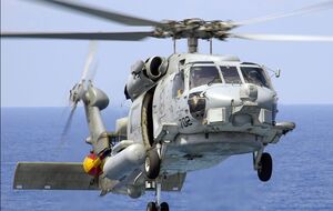 Вертолет базируется на авианосце USS Abraham Lincoln