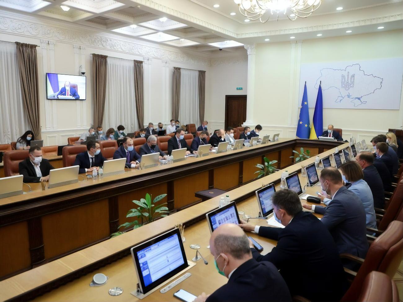 Возможно, осенью в правительстве Украины будут изменения, допустила нардеп Безуглая
