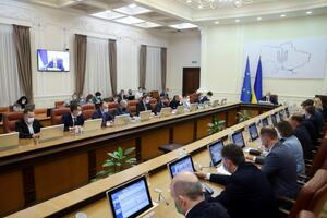 Можливо, восени в уряді України будуть зміни, допустила нардепка Безугла