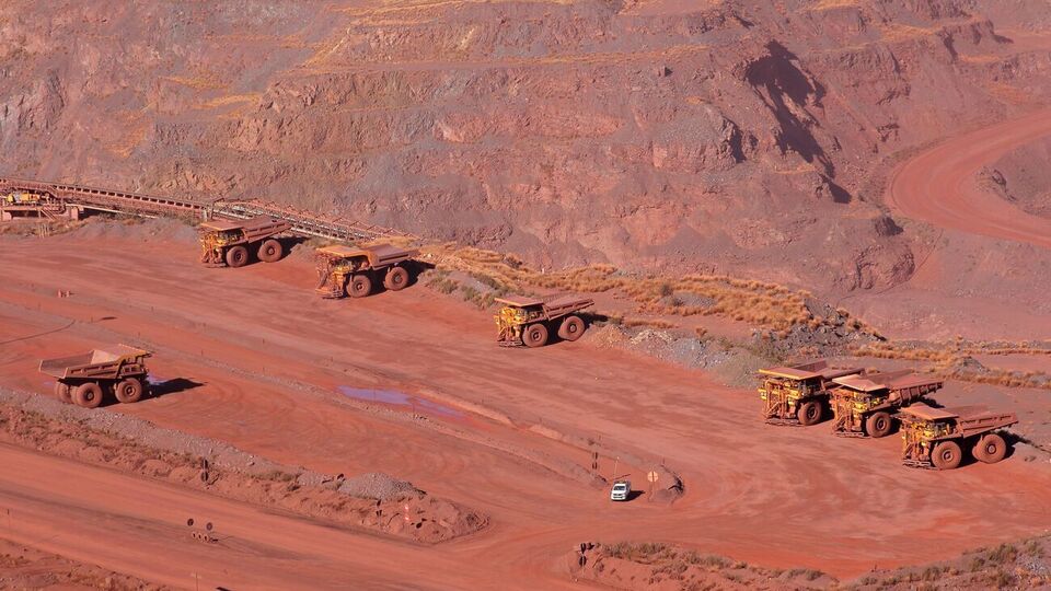 Аналітики не відкидають падіння цін на руду нижче ніж $100 за тонну