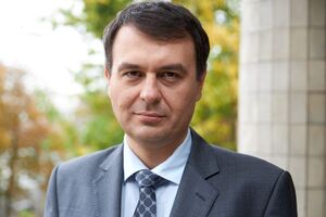 Бизнесы, использующие неравные условия налогообложения, не доплачивают в бюджет около $2 млрд, отметил Гетманцев