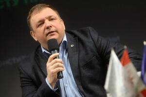 Шевчука звільнили 14 травня 2019 року