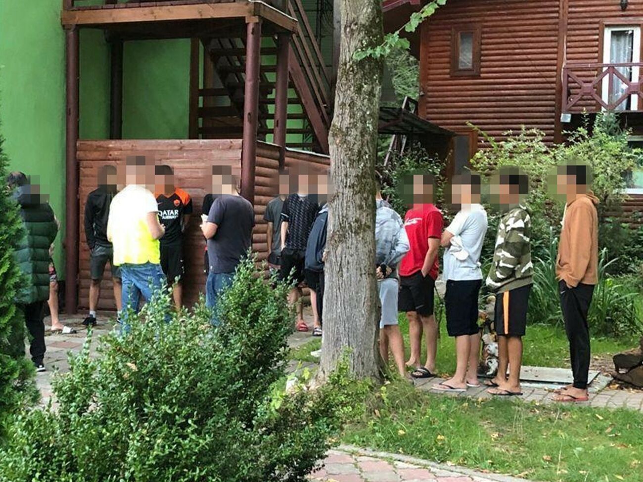 Согласно украинскому законодательству, иностранцев принудительно вернут на родину