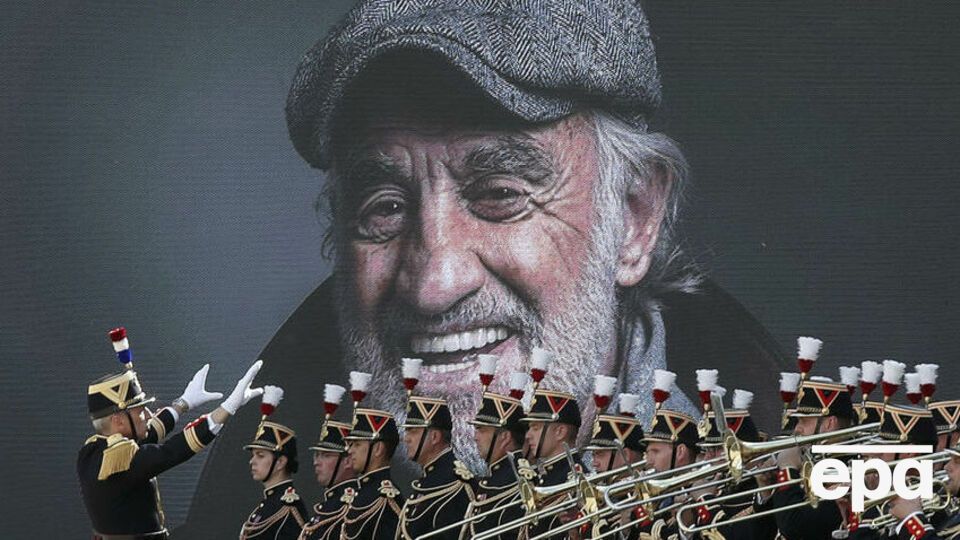 Бельмондо помер на 89-му році життя