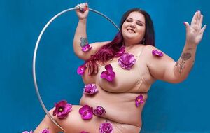 alyona alyona в купальнике спела рэп и призвала выводить украинскую музыку в мировые тренды. Видео