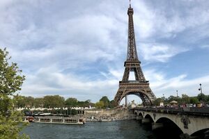 Раніше держава допомагала молодшим француженкам