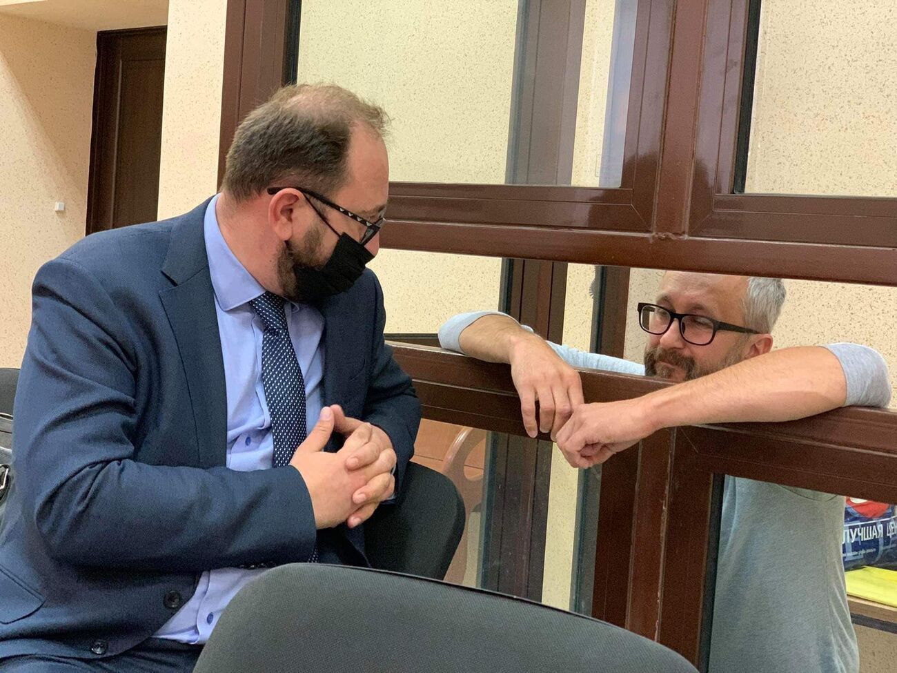 6 вересня "суд" у Криму заарештував Джелялова (на фото праворуч)