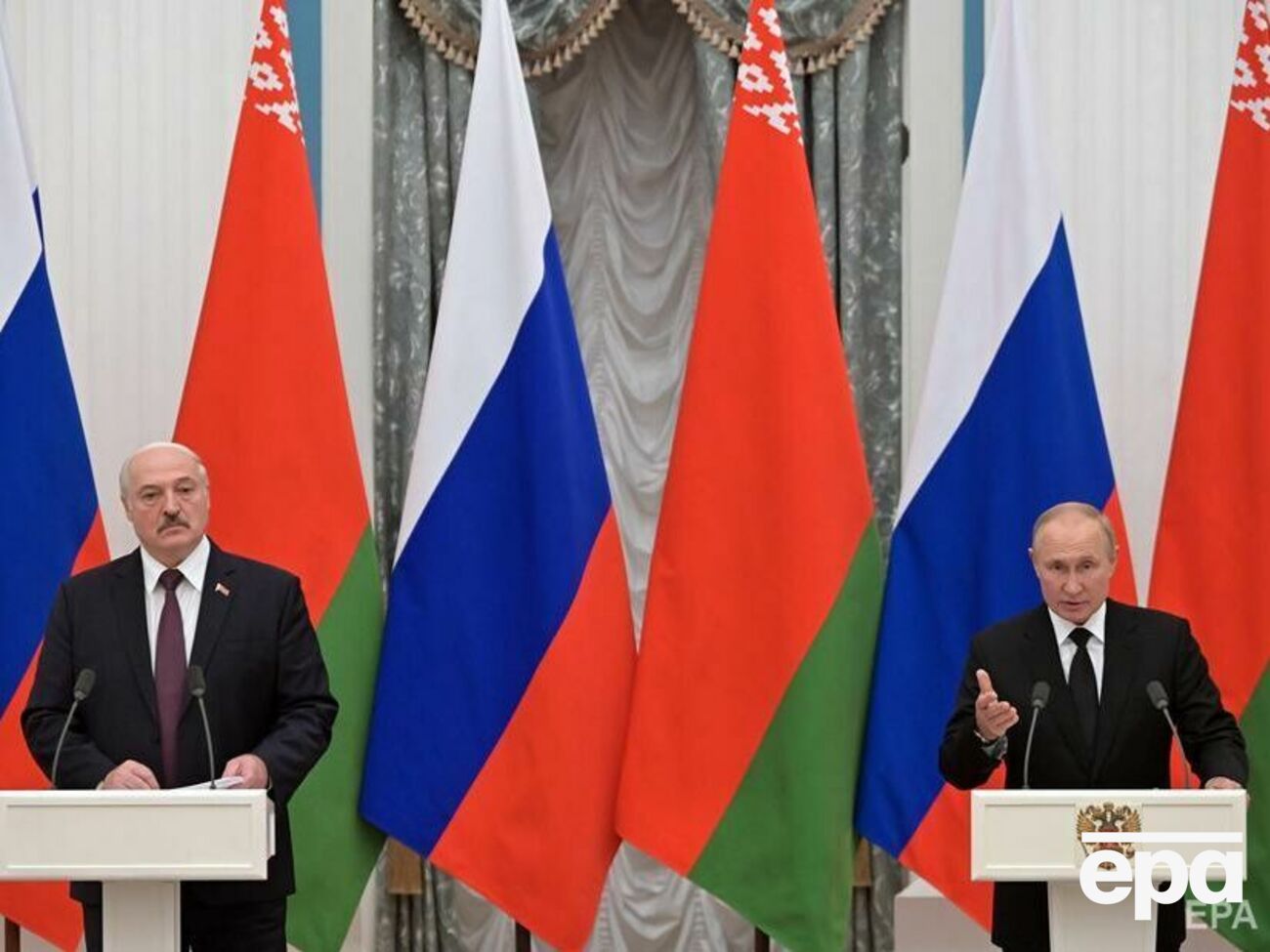 Лукашенко (на фото слева) и Путин встречались 9 сентября в Москве