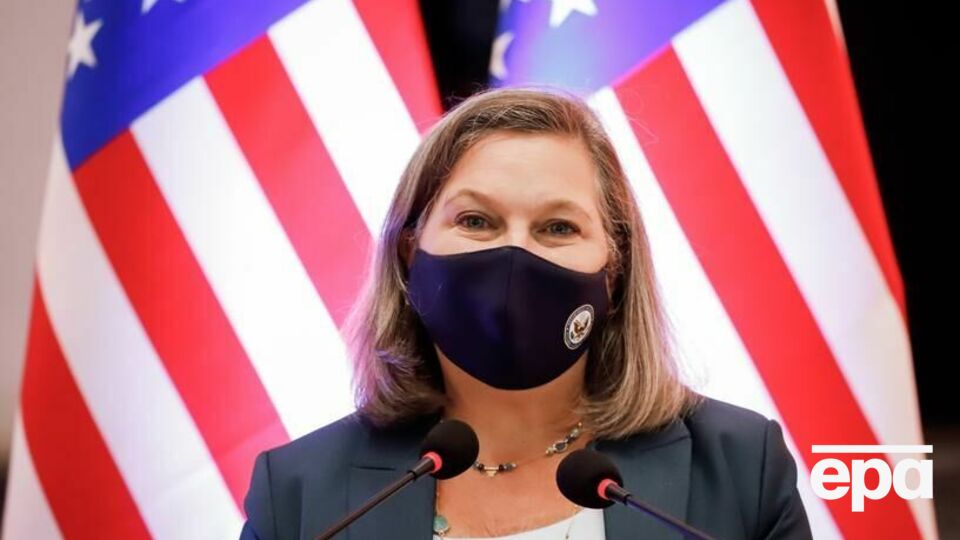 США сказали Україні, РФ і європейцям, що готові повторно брати участь у будь-якому різновиді переговорів щодо Донбасу, зазначила Нуланд