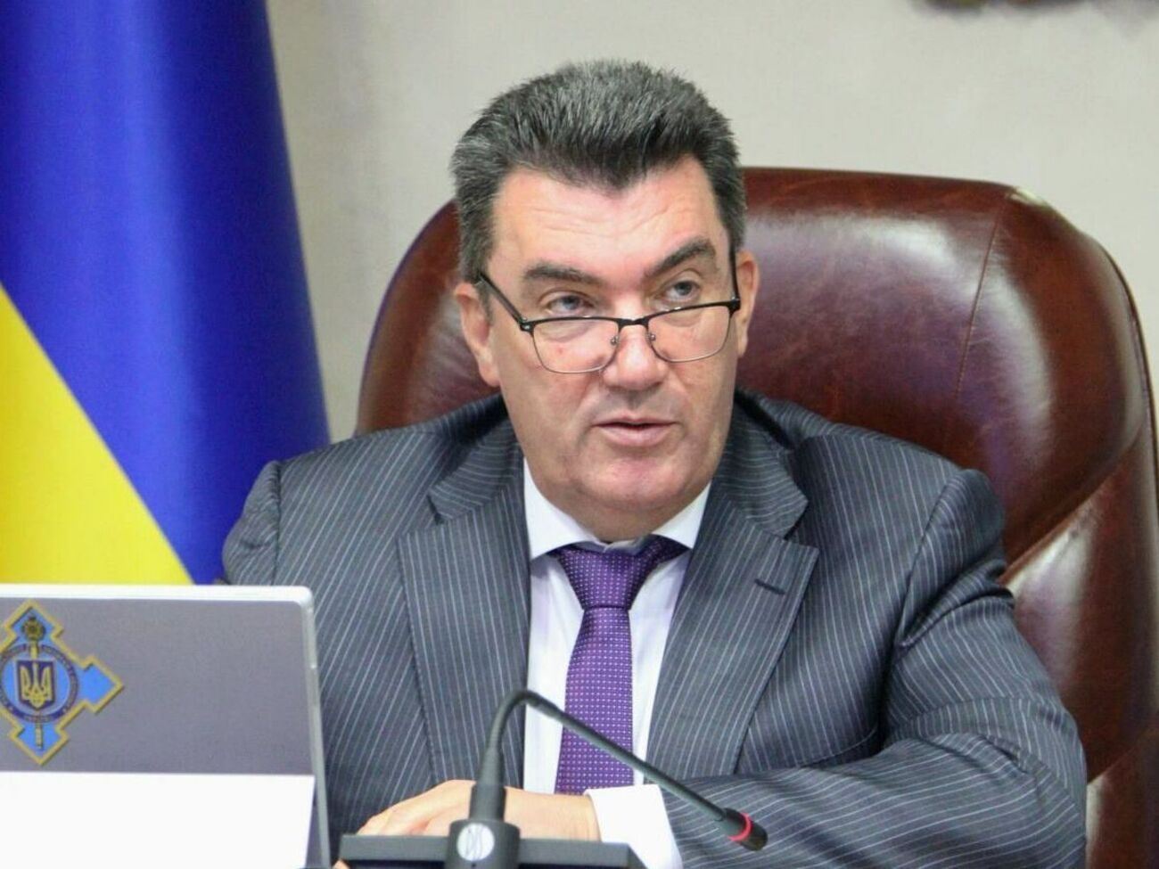 Данілов сказав, що олігархічна кланова система небезпечна для існування України