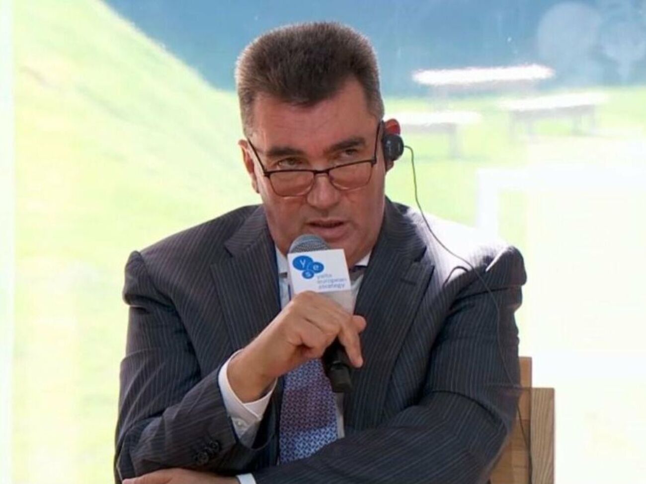 Данилов не назвал фамилии олигархов