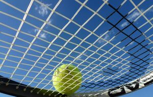 Пара з Бєлінським виграла два поєдинки за один день