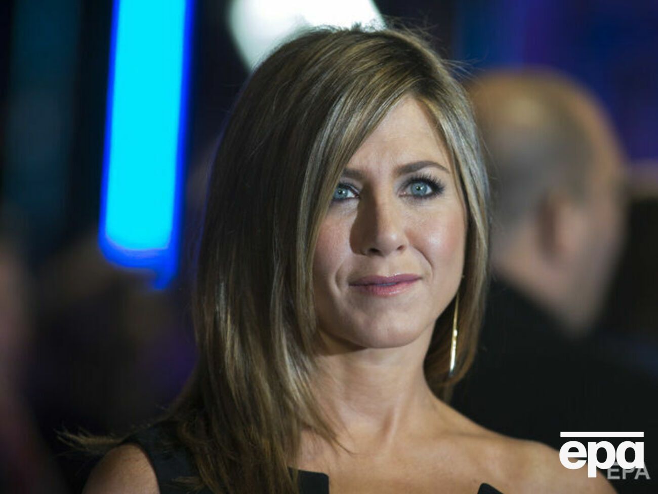 Еністон (на фото) була першою гостею шоу Дедженерес