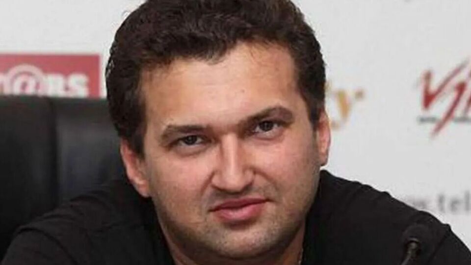 Алексей Голобуцкий: Проблема в том, что Донецкая железная дорога тогда работала уже на временно неконтролируемой Украиной территории и получала произведенную на этой территории электроэнергию в том числе от Старобешевской ТЭС