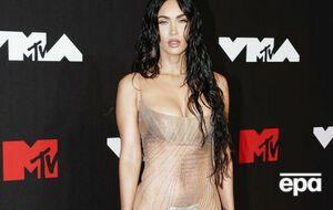 Меган Фокс обрала вбрання від Mugler